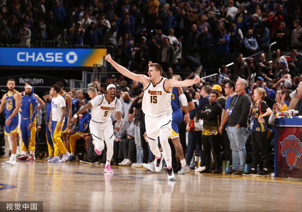 给比赛增添 给比赛增添