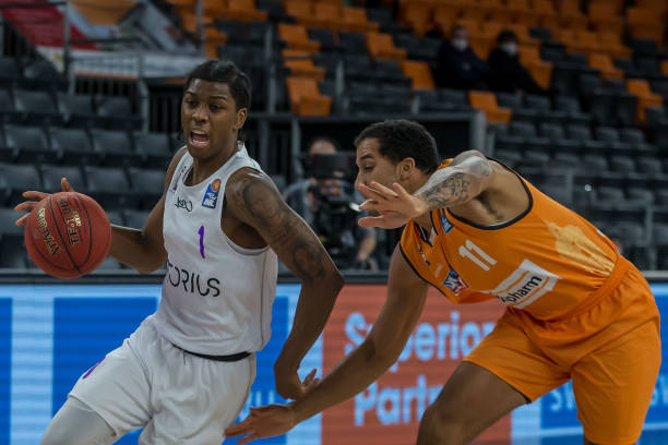 推动球队连 推动球队连