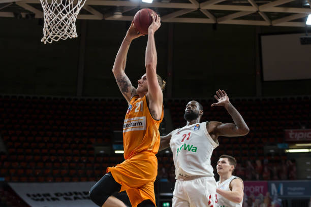 了控制局面 了控制局面