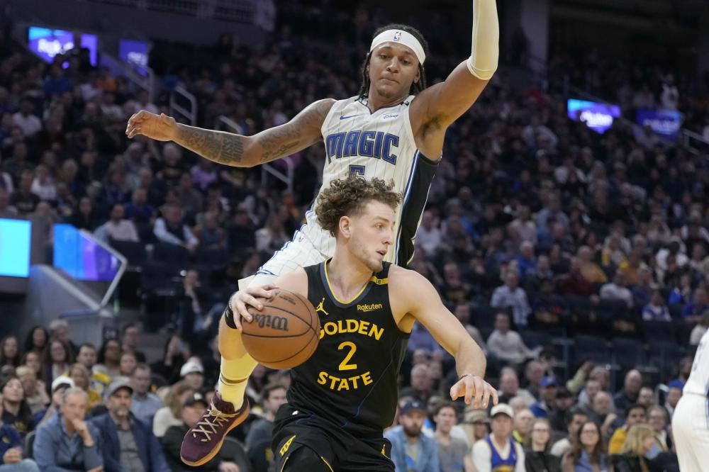 他对年轻球 他对年轻球